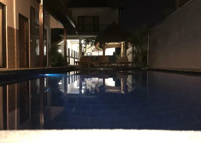 Pluto House Habitación en casa particular Canggu