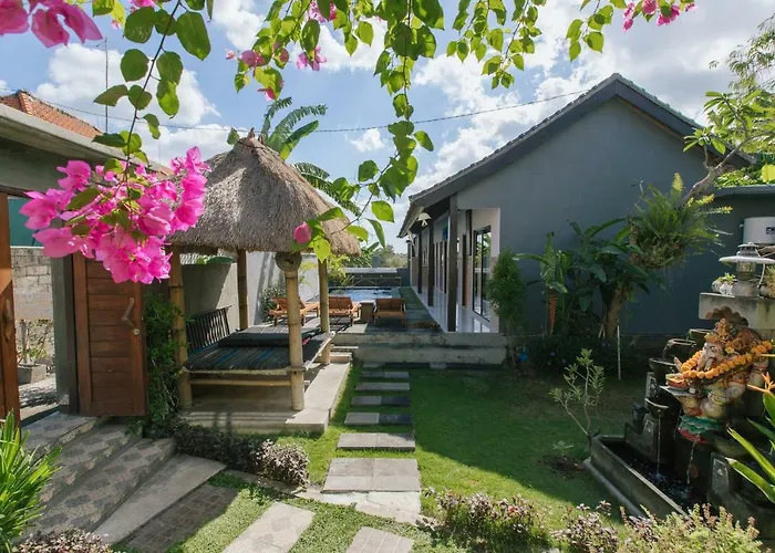 Habitación en casa particular Pluto House Canggu